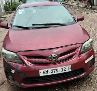 Toyota Corolla 2010 Red