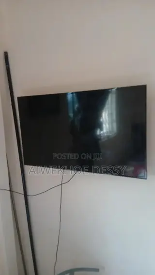 Digital Samsung TV 43 Inch