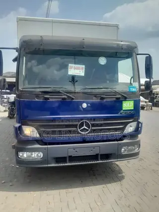 Mercedes-Benz Atego 2010 Blue