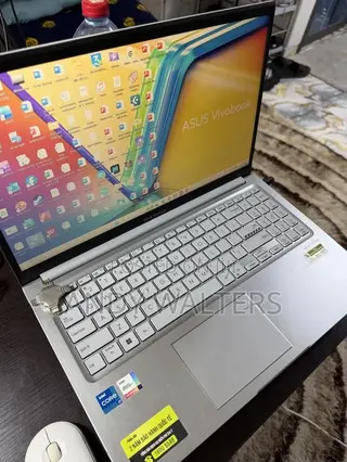 Laptop Asus Vivobook Pro 16 OLED 16GB Intel Core i7 SSD 512GB