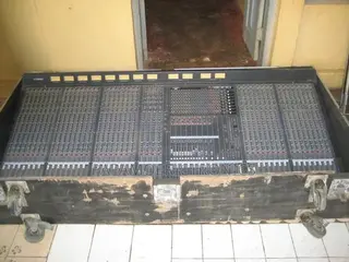 Yamaha M3000 Series Professional Mixer