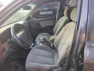 Hyundai Elantra 2004 Gray