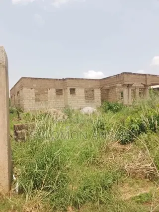 5bdrm House in Free Will Agency, Kumasi Metropolitan for sale