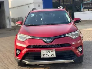 Toyota RAV4 2017 Red