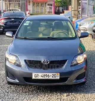 Toyota Corolla LE 4dr Sedan (1.8L 4cyl 4A) 2010 Gray