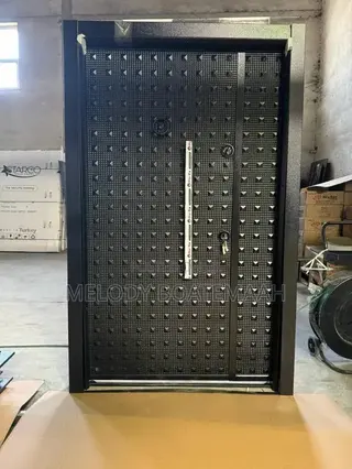 Full Metal Door