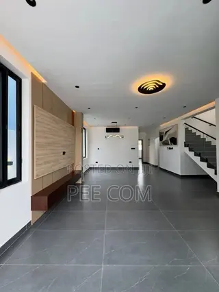 4bdrm House in Oyarifa Mall Area for sale
