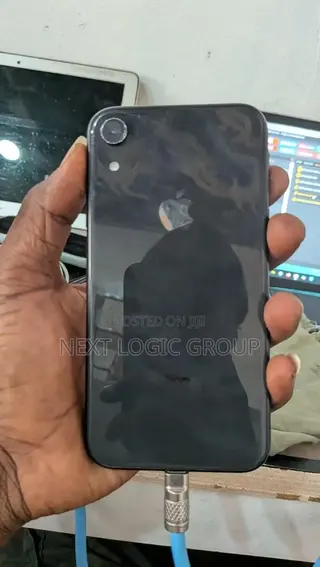Apple iPhone XR 64 GB Black