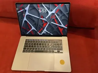 Laptop Apple MacBook Pro 2019 32GB Intel Core i9 SSD 32GB