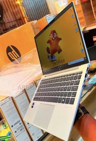 New Laptop HP EliteBook 830 G9 16GB Intel Core i5 SSD 256GB