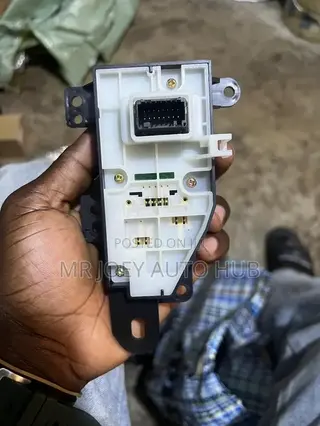 Toyota Camry | Hilux 2019 2020 2021 2022 2023 Packing Switch