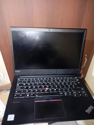 New Laptop Lenovo ThinkPad T14 8GB Intel Core i5 SSD 256GB
