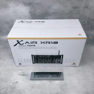 Beringer XAir Xr18