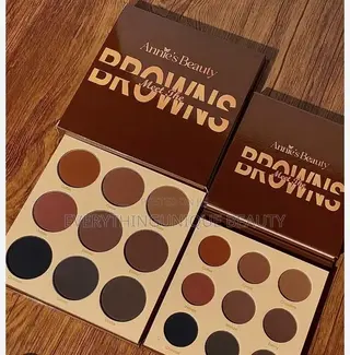 Anies Eyeshadow Palette