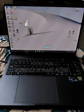 Laptop Samsung Galaxy Book4 Ultra 16GB Intel Core i7 SSD 512GB