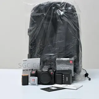 Canon EOS R5C // USA Model// 8 Months
