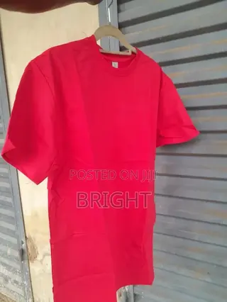 Plain Red T-Shirt. 600-1000gms Cotton