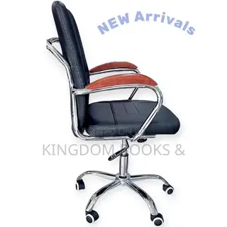 Executive Leather Swivel Office Chair With Wooden Armrests
