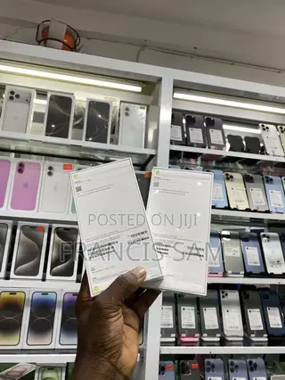 New Apple iPhone 17e 256 GB