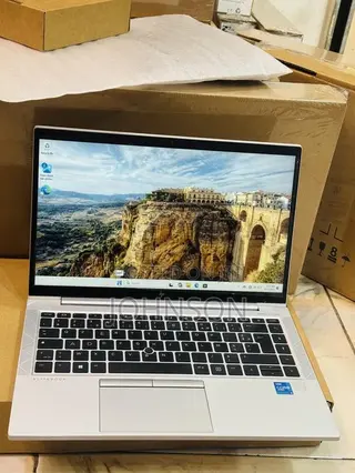 Laptop HP EliteBook 840 G8 8GB Intel Core i5 SSD 256GB