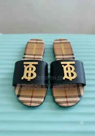 Burberry Slippers | Size 41