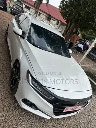 Honda Accord Sport (1.5L 4cyl Turbo CVT) 2019 White