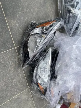 Yaris IA 2016,2017,2018,2019,2020 Headlight
