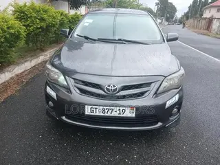 Toyota Corolla 2013 Gray