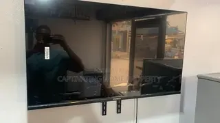 Brand New Nasco Tv 43"