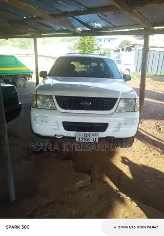 Ford Explorer 2003 White