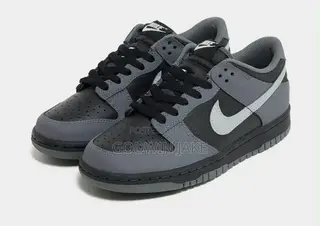 Nike Dunk Low - Grey/Black