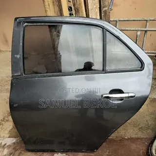 Manual Car Door for Toyota Yaris S