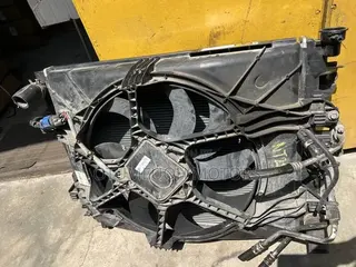 Dodge Ram 2015 2016 2017 2018 2019 2020 Complete Radiator (Water Tank)