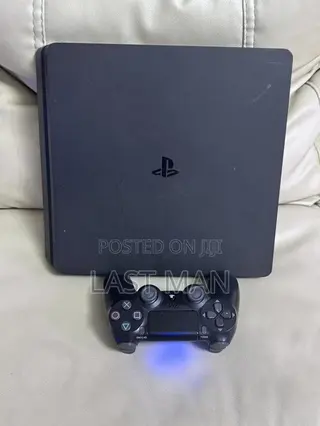 PlayStation 4 Slim Jailbreak 1TB With 14 Games Installed FC 27 Mk 11