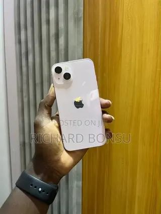 New Apple iPhone 13 256 GB Yellow