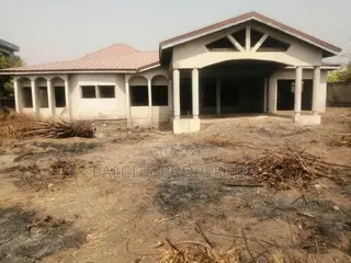 4bdrm House in Oduom Behind St, Kumasi Metropolitan for sale