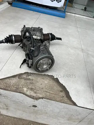 Nissan Rogue Back Axle 2017