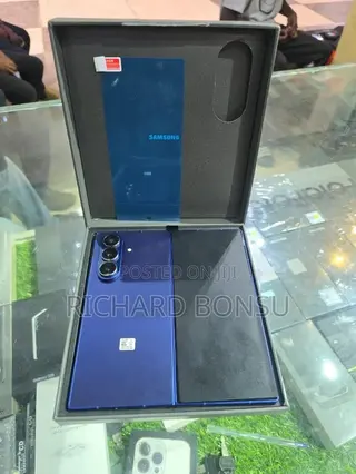 New Samsung Galaxy Z Fold7 256 GB Blue
