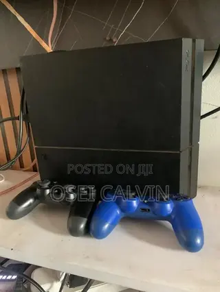 PS4 Standard