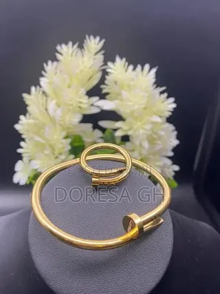 Cartier Bangle and Ring Set for Her – Elegant Matching Jewelry Set