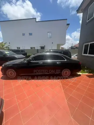 Mercedes-Benz E300 2020 Black