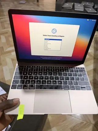 Laptop Apple MacBook 8GB Intel Core i5 SSD 512GB