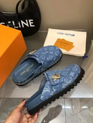 Men Solid Wear
