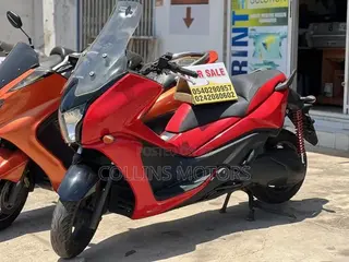 Honda Forza 2022 Red
