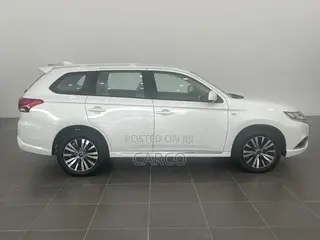 New Mitsubishi Outlander 2022 White