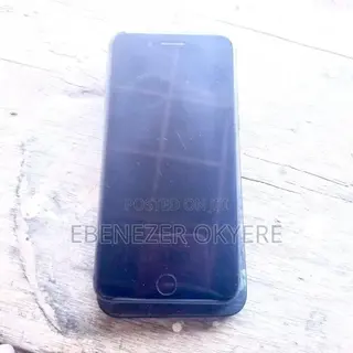 Apple iPhone 8 Plus 64 GB Gray
