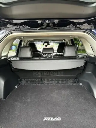 Toyota RAV4 XLE Premium AWD 2019