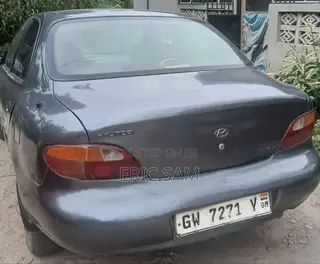 Hyundai Elantra Base Sedan 1998 Gray