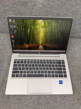 Laptop HP ProBook 440 G10 16GB Intel Core i5 SSD 512GB