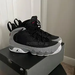 Jordan 9 Particle Gray